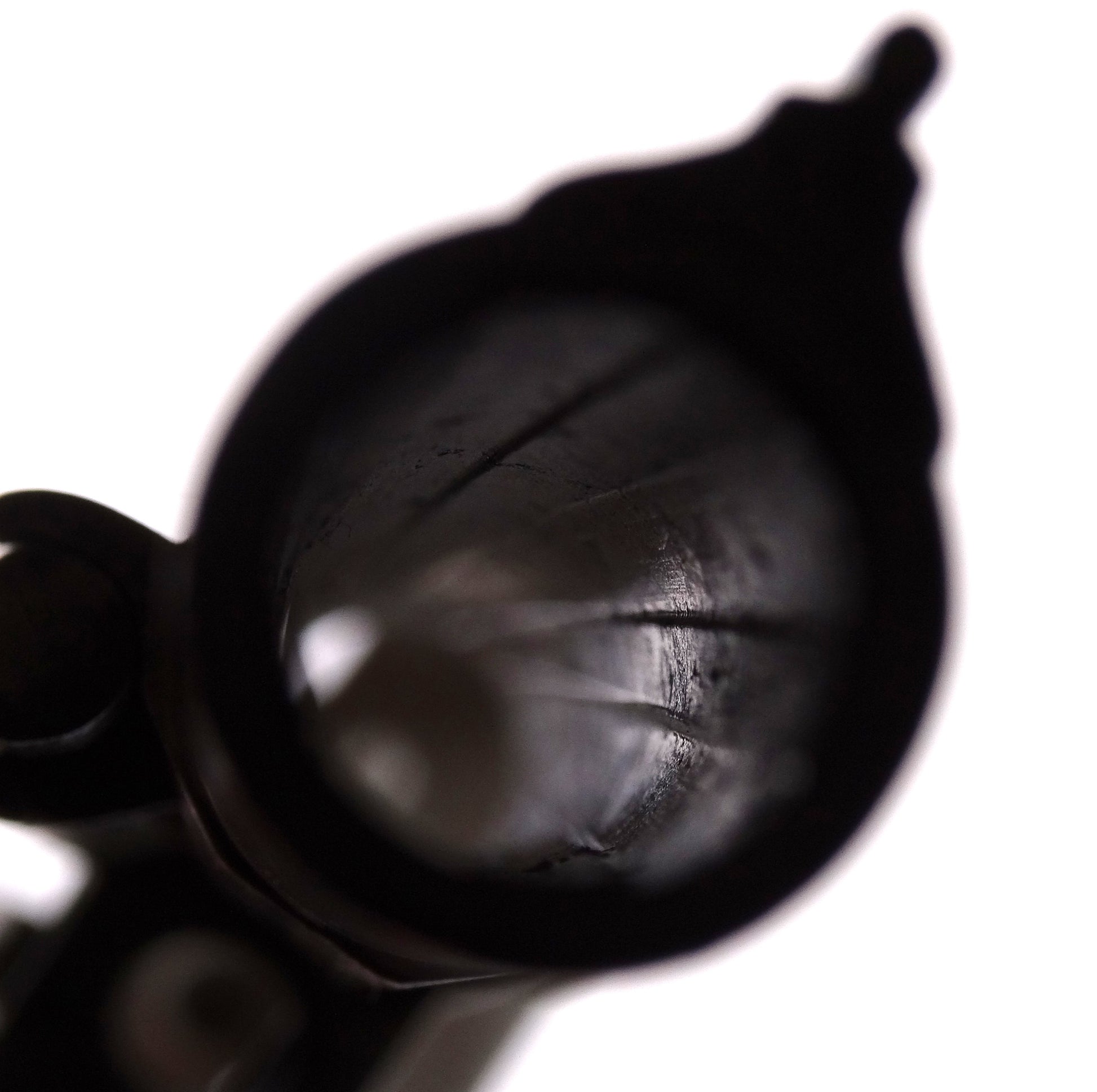 Revolver Chamelot-Delvigne modèle 1874 civil - calibre 11 mm73 - Arme ancienne.
Vue intérieur canon et belles rayures.