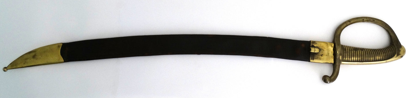 Sabre briquet d’infanterie modèle An XI — Klingenthal — Premier Empire.
Vue intégral dans fourreau.