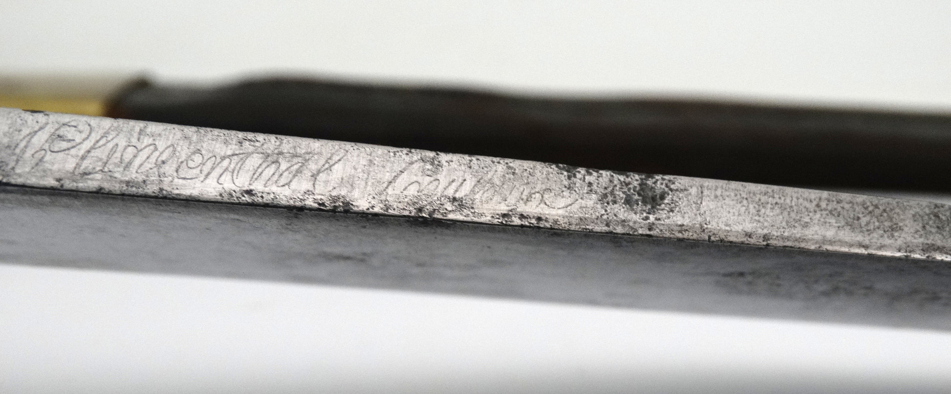 Sabre briquet d’infanterie modèle An XI — Klingenthal — Premier Empire.
Zoom sur marquage plat de lame 4