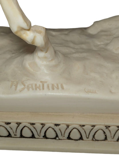 Sculpture – Char romain par A. Santini. Zoom sur signature.