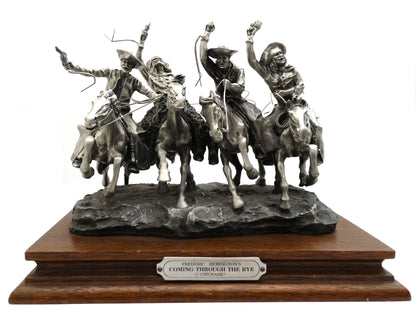 Sculpture “Coming Through the Rye” d’après Frédéric Remington – Édition limitée.
Vue intégrale de face.