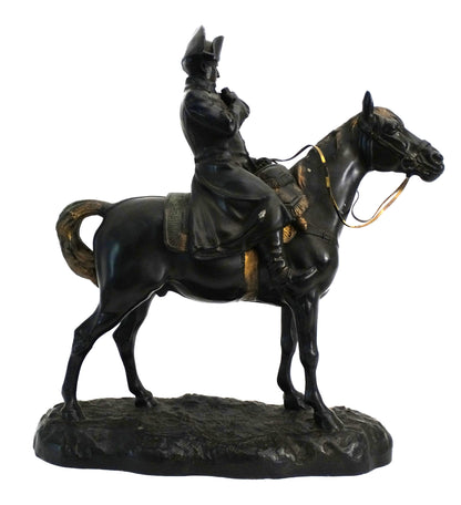 FRANCE. Napoléon à cheval – d’après Demange. Vue de plein pied coté droit.