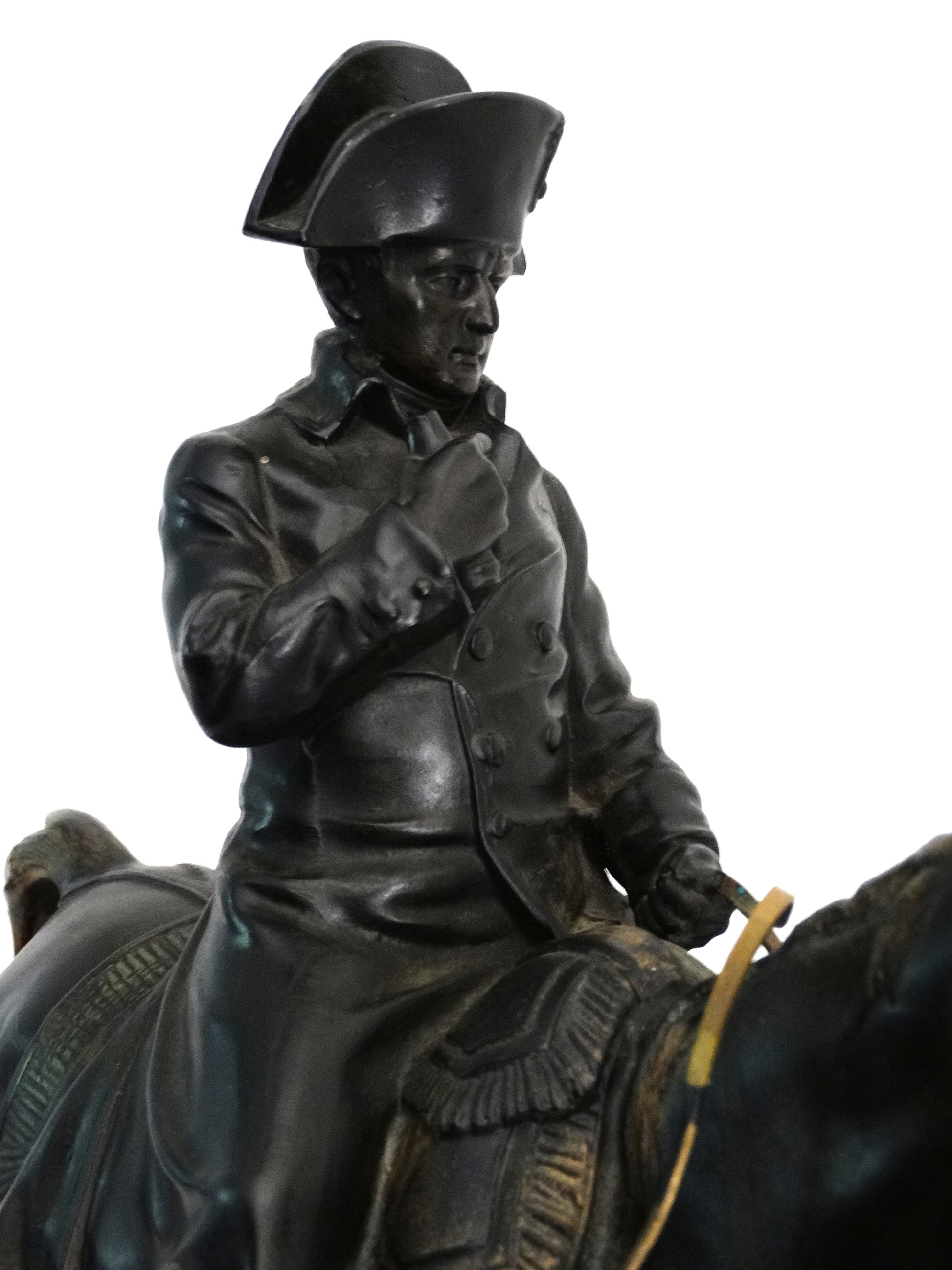FRANCE. Napoléon à cheval – d’après Demange
Zoom sur l'Empereur Napoléon Ier coté droit avec bicorne.