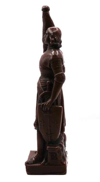 Statuette de Jeanne d’Arc à l’étendard – D.S.R.
Vue intégrale face C