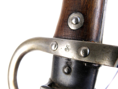 Baïonnette Gras Modèle 1874 – Infanterie de Marine — Monomatricule.
Zoom sur ancre de marine sur fourreau et quillon.